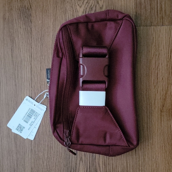 NWT Lululemon Everywhere Belt Bag Large - Picture 4 of 4